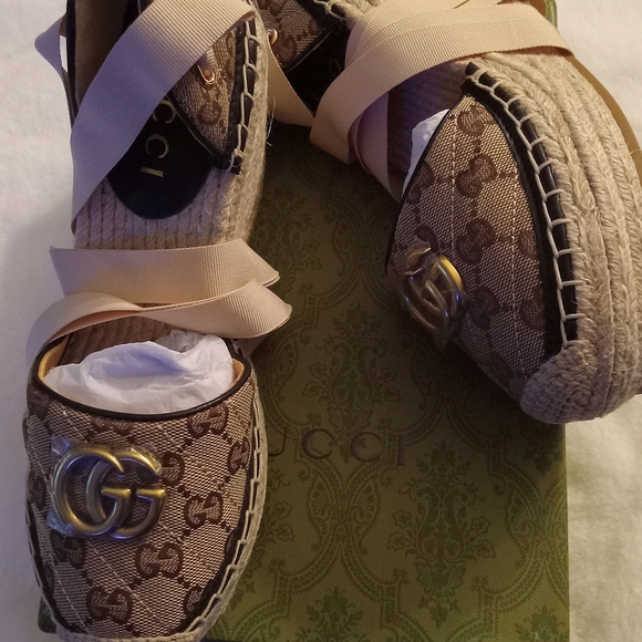 Gucci Shoes - Picture 3 of 6